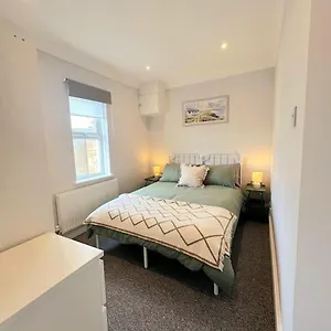 Bournemouth Beach Apartment Apartment